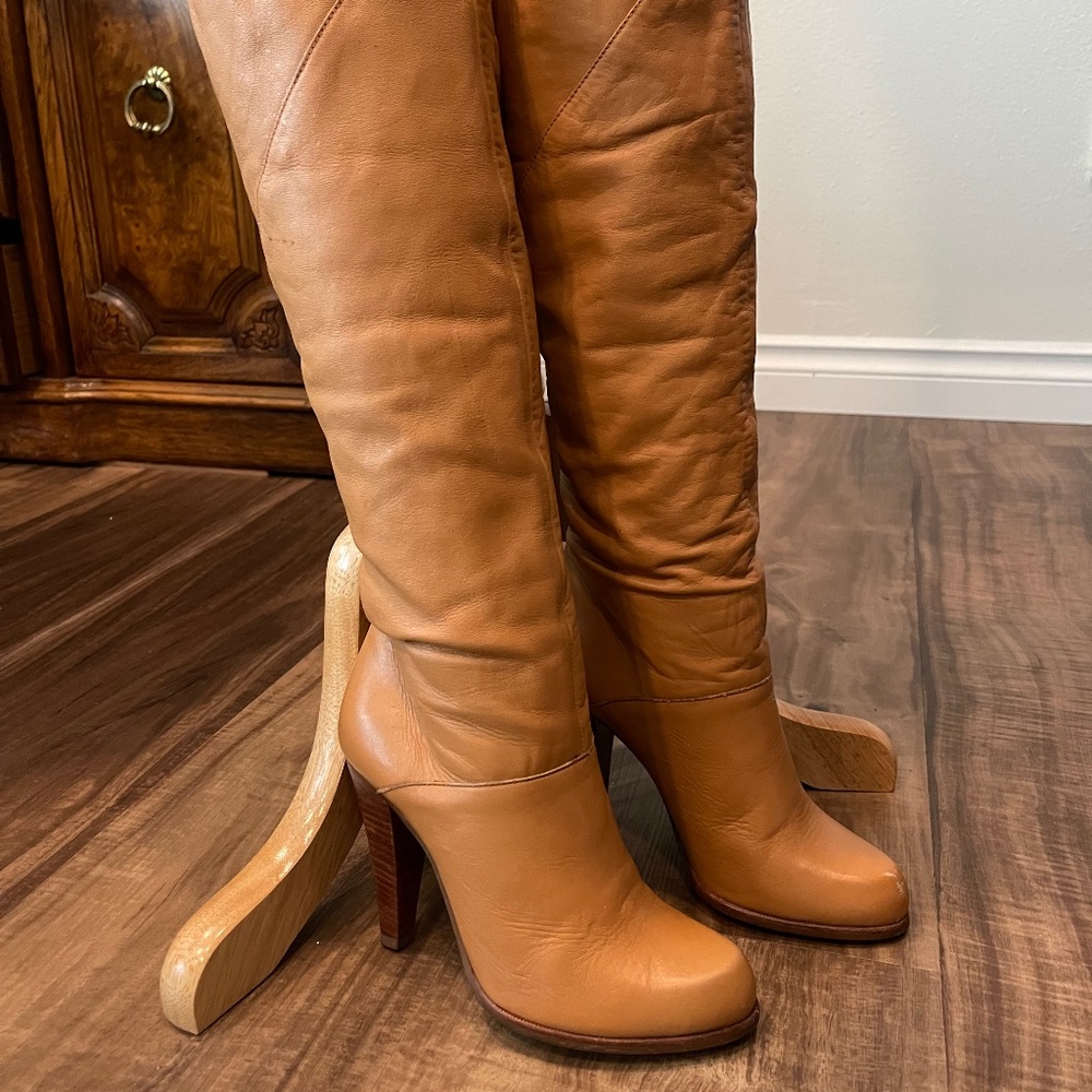 Vintage Knee-High Leather Boots/Heels